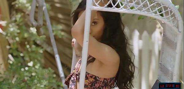  Latina beauty babe Fatima Kojima outdoor striptease